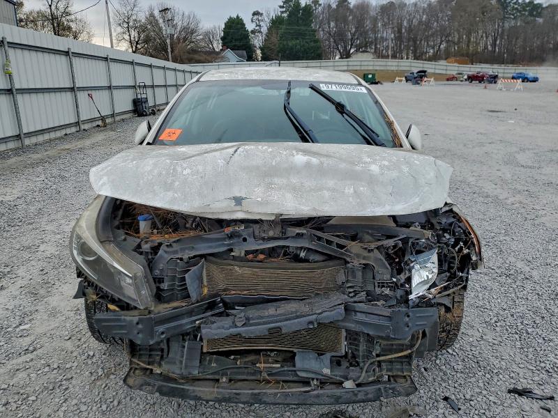 Photo 5 from auction – 2017 KIA FORTE EX with VIN KNAFX5A8XH5701535