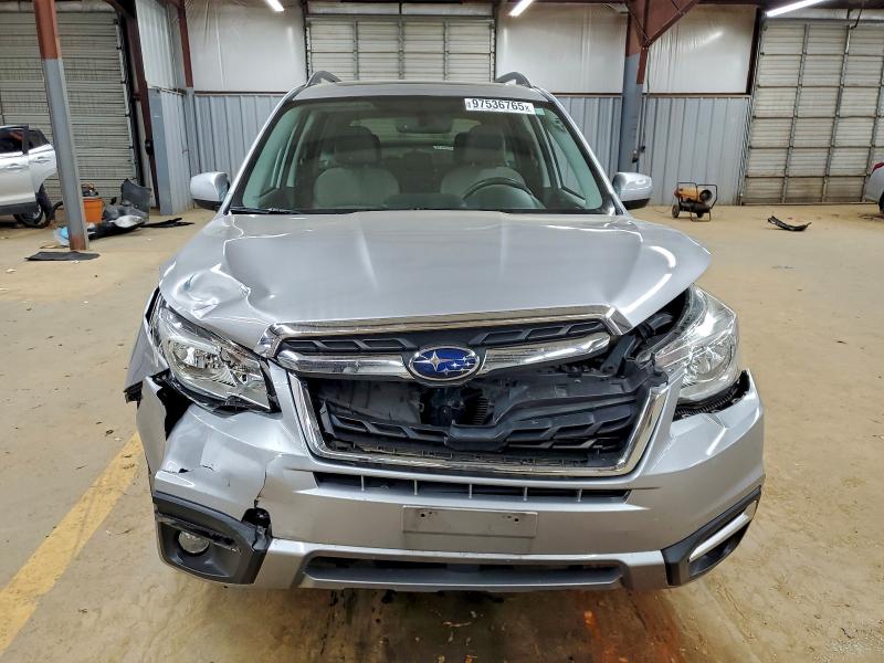 Photo 5 from auction – 2017 SUBARU FORESTER 2 with VIN JF2SJAJC7HH489628