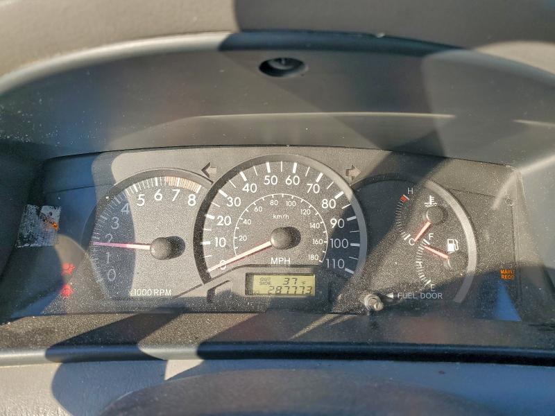 Photo 9 from auction – 2005 TOYOTA COROLLA CE with VIN 1NXBR32E05Z533048