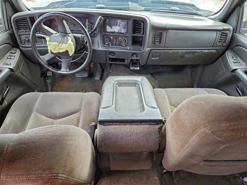 Photo 8 from auction – 2006 CHEVROLET SILVERADO with VIN 2GCEC19V261128268