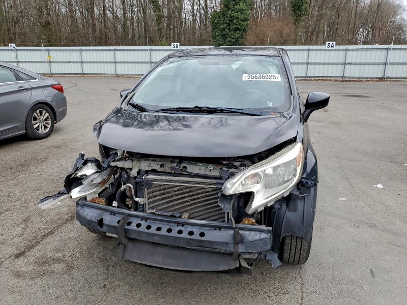 Photo 5 from auction – 2015 NISSAN VERSA NOTE with VIN 3N1CE2CP1FL360430