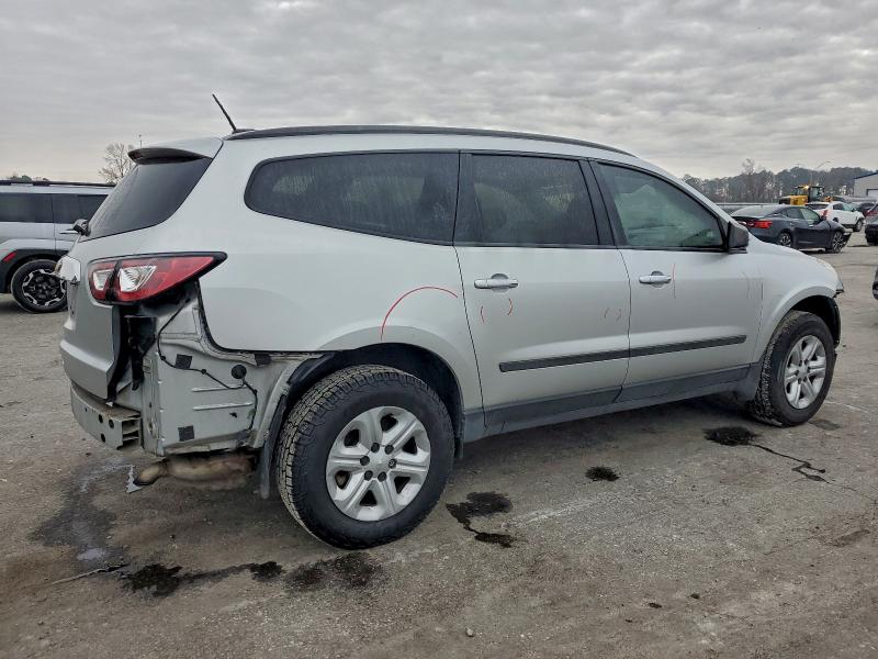 Photo 3 from auction – 2017 CHEVROLET TRAVERSE L with VIN 1GNKRFED9HJ293262