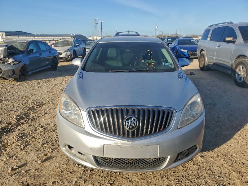 Foto 5 de la subasta – 2016 BUICK VERANO con VIN 1G4PP5SK6G4118333