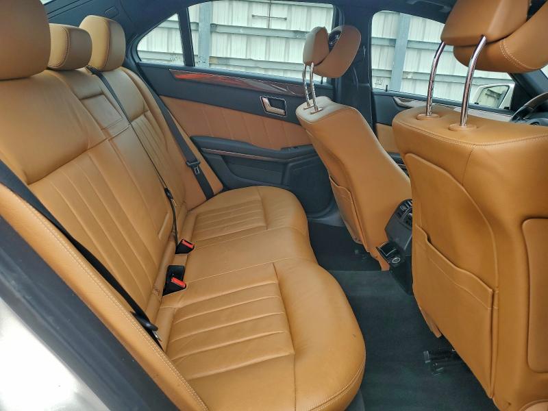 Photo 10 from auction – 2013 MERCEDES-BENZ E 350 with VIN WDDHF5KB2DA698257