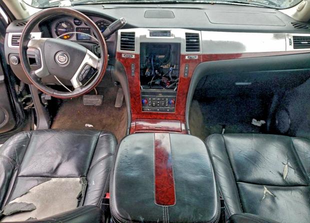 Photo 8 from auction – 2008 CADILLAC ESCALADE E with VIN 3GYFK62858G112255