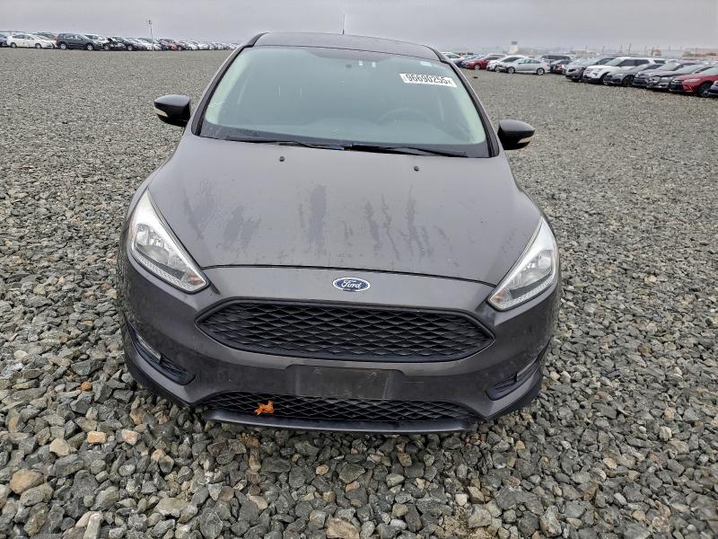 Photo 5 from auction – 2016 FORD FOCUS SE with VIN 1FADP3K28GL372892