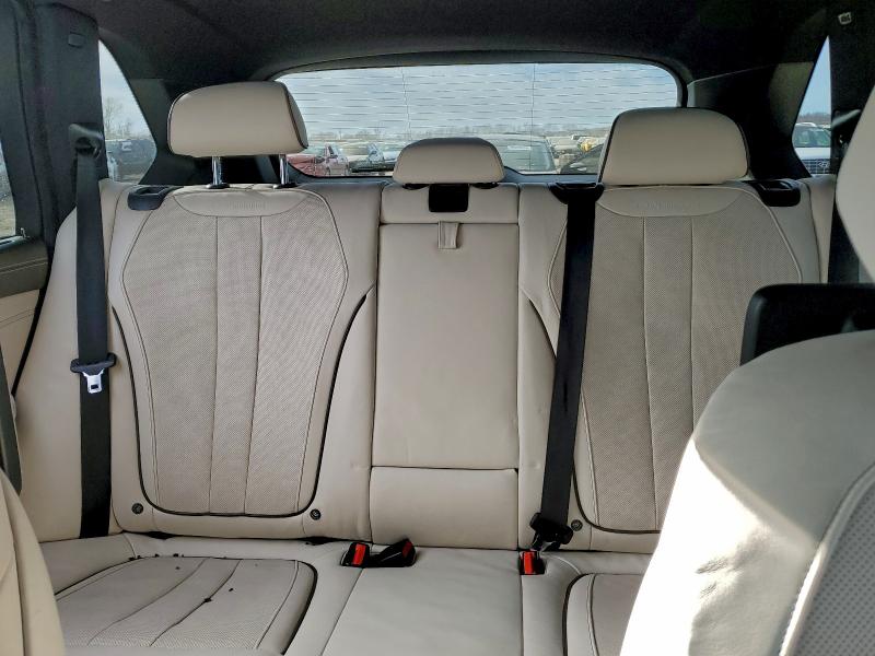 Photo 10 from auction – 2017 BMW X5 XDR40E with VIN 5UXKT0C36H0V97154