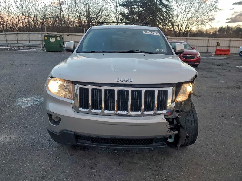 Photo 5 from auction – 2011 JEEP GRAND CHER with VIN 1J4RR4GG5BC530029