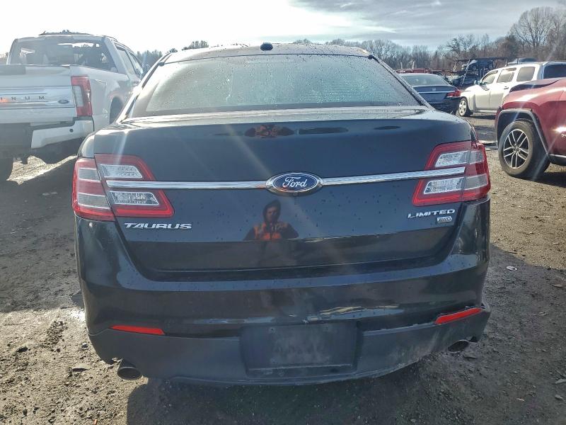 Photo 6 from auction – 2015 FORD TAURUS LIM with VIN 1FAHP2J88FG116650