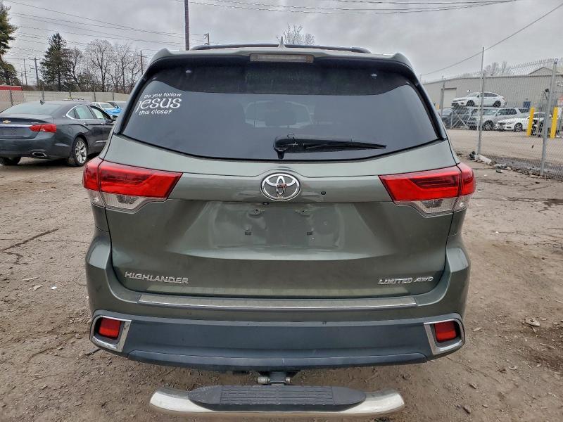 Photo 6 from auction – 2019 TOYOTA HIGHLANDER with VIN 5TDDZRFH7KS980139