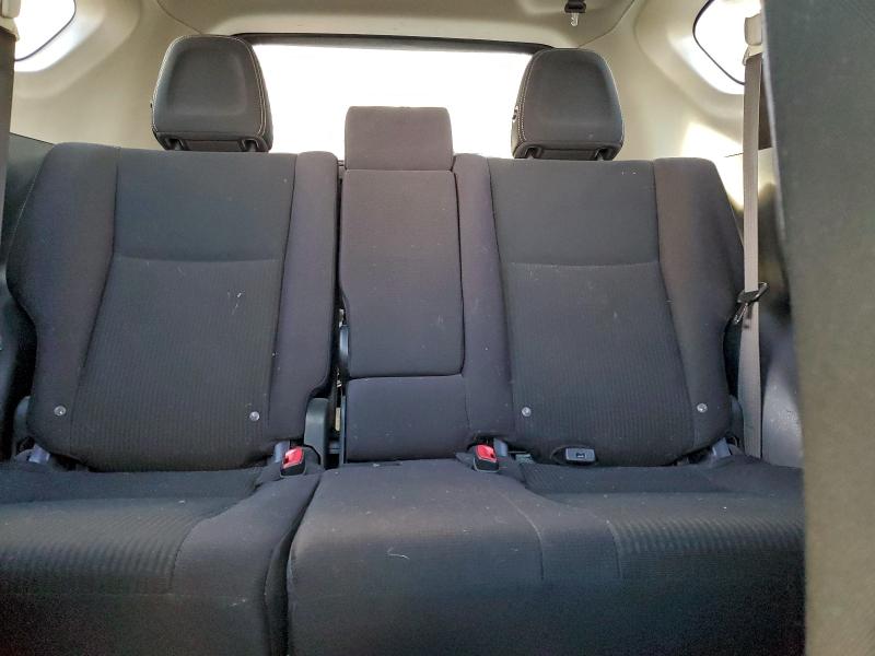 Photo 10 from auction – 2014 TOYOTA RAV4 XLE with VIN JTMWFREV2EJ015084