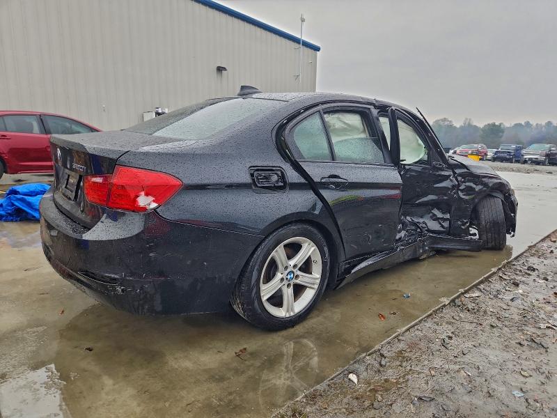 Photo 3 from auction – 2015 BMW 320 I with VIN WBA3B1C53FK140767