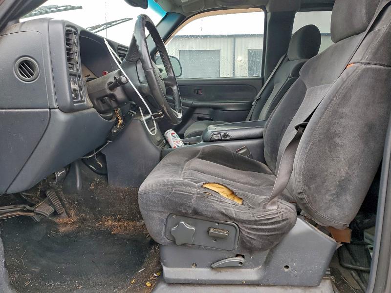 Photo 7 from auction – 2000 CHEVROLET SILVERADO with VIN 1GCEK19T8YE297231