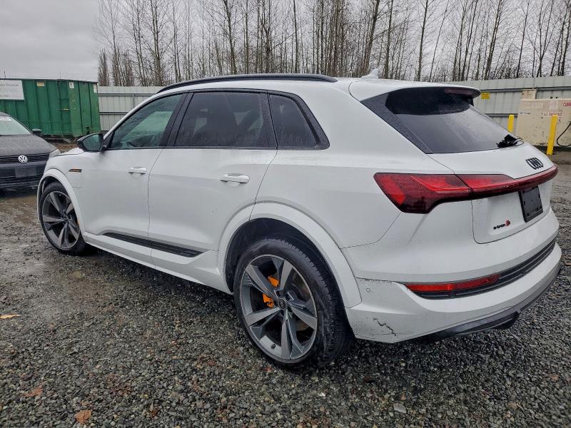 Photo 2 from auction – 2022 AUDI E-TRON S P with VIN WA1ACBGE3NB040250