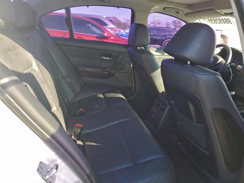 Photo 10 from auction – 2006 BMW 330 I with VIN WBAVB33576AZ87964
