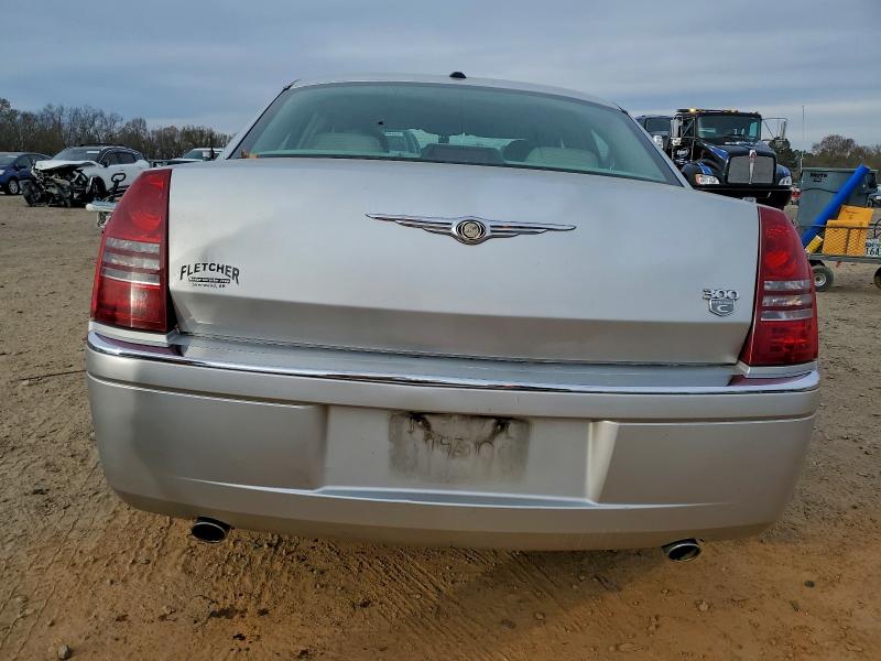 Photo 6 from auction – 2006 CHRYSLER 300C with VIN 2C3KA63H36H272495