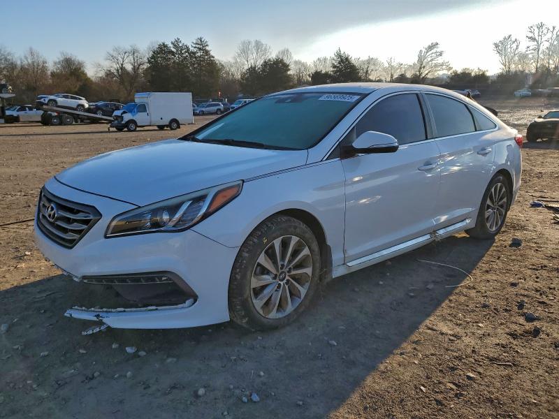 HYUNDAI SONATA SPO 2015 with VIN 5NPE34AF9FH215525 - Photo from auction