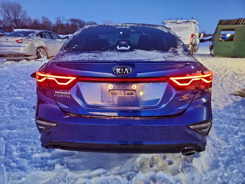 Photo 6 from auction – 2019 KIA FORTE GT L with VIN 3KPF34AD1KE035487