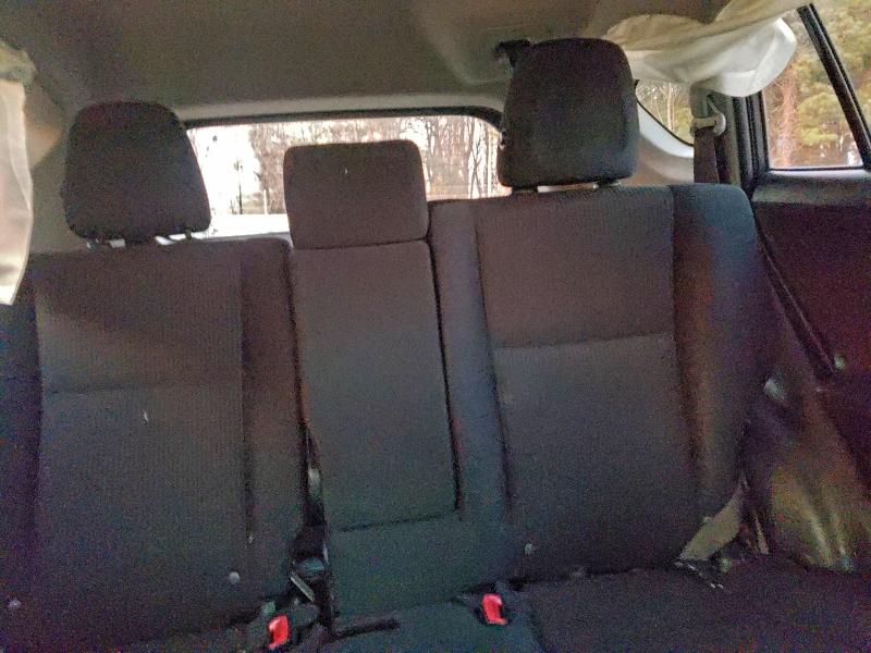 Photo 10 from auction – 2014 TOYOTA RAV4 LE with VIN JTMBFREV3ED081821