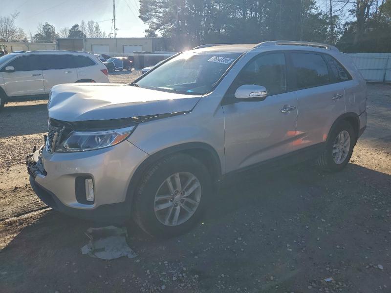 Photo 1 from auction – 2014 KIA SORENTO LX with VIN 5XYKT3A61EG506474