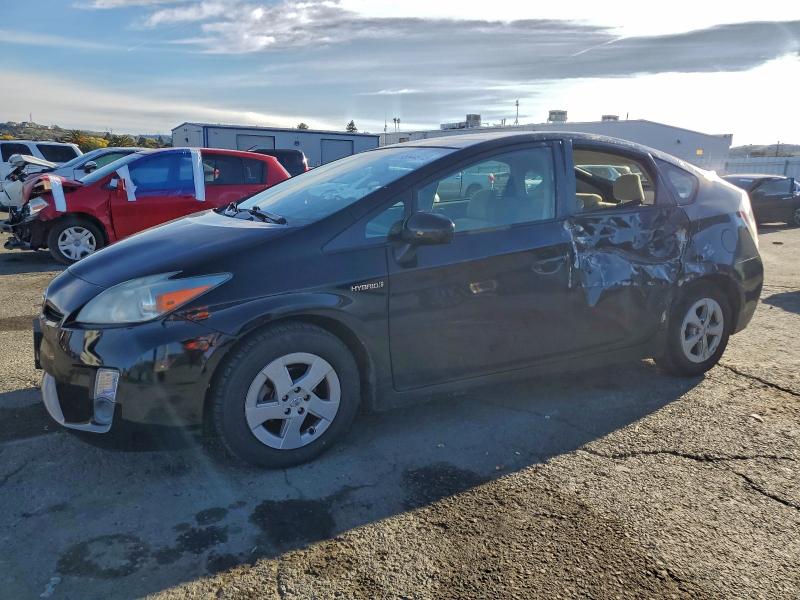 TOYOTA PRIUS 2011 with VIN JTDKN3DU9B1433130 - Photo from auction