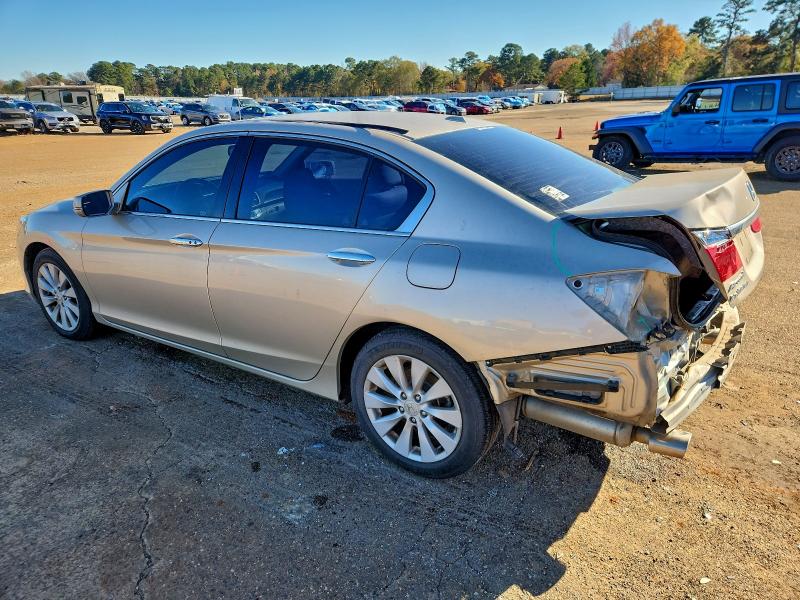 Photo 2 from auction – 2015 HONDA ACCORD EXL with VIN 1HGCR3F80FA001865