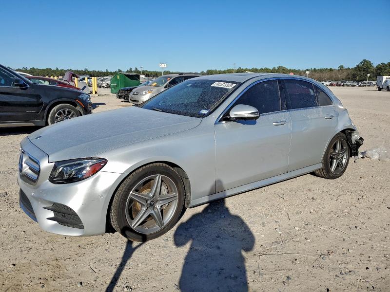 MERCEDES-BENZ E 300 2019 with VIN WDDZF4JB8KA519586 - Photo from auction