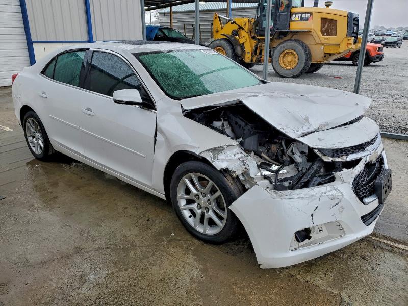 Photo 4 from auction – 2015 CHEVROLET MALIBU 1LT with VIN 1G11C5SL0FF136532