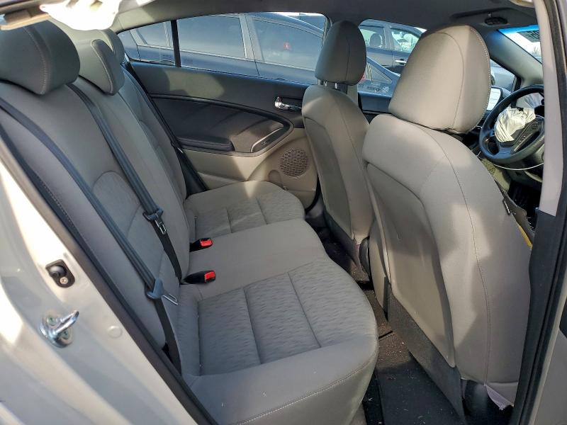 Photo 10 from auction – 2014 KIA FORTE LX with VIN KNAFK4A68E5076829