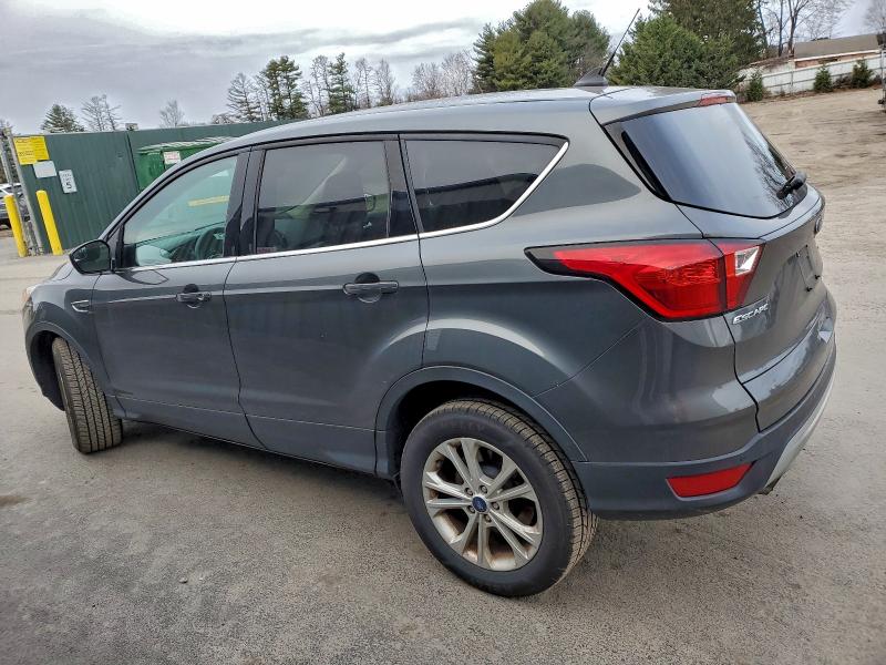 Photo 2 from auction – 2019 FORD ESCAPE SE with VIN 1FMCU0GDXKUB31020
