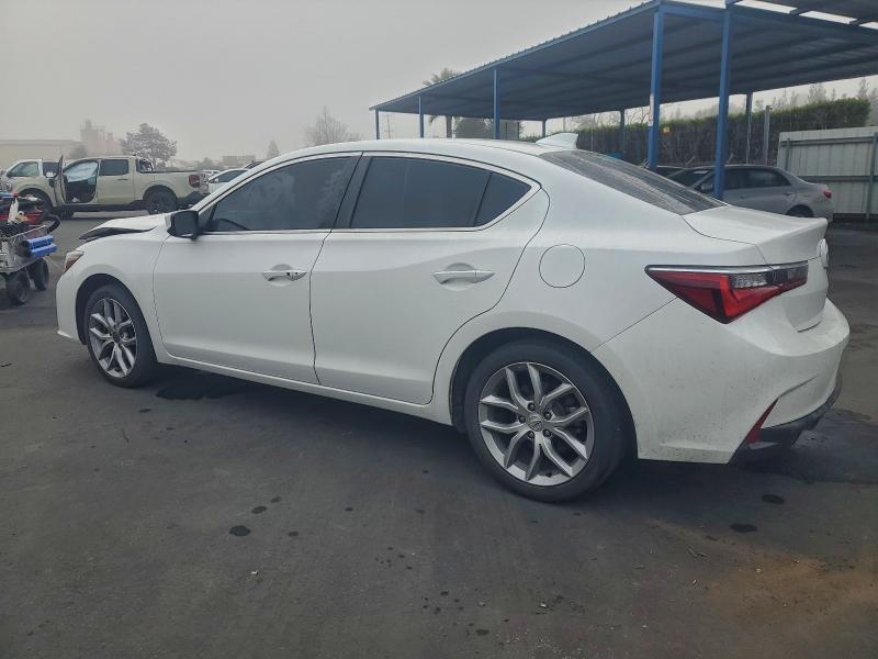 Photo 2 from auction – 2019 ACURA ILX with VIN 19UDE2F35KA014636