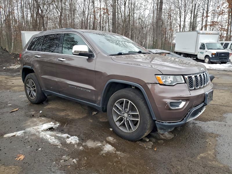 Photo 4 from auction – 2017 JEEP GRAND CHER with VIN 1C4RJFBG8HC862006