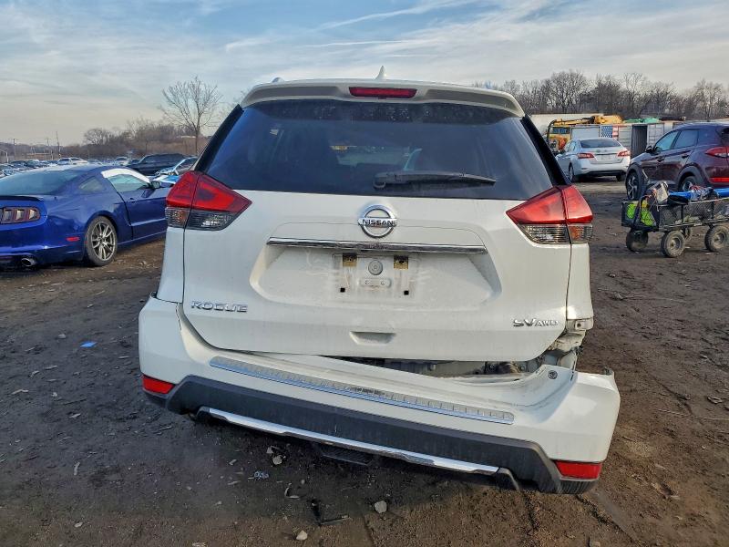 Photo 6 from auction – 2017 NISSAN ROGUE S with VIN KNMAT2MV0HP564344
