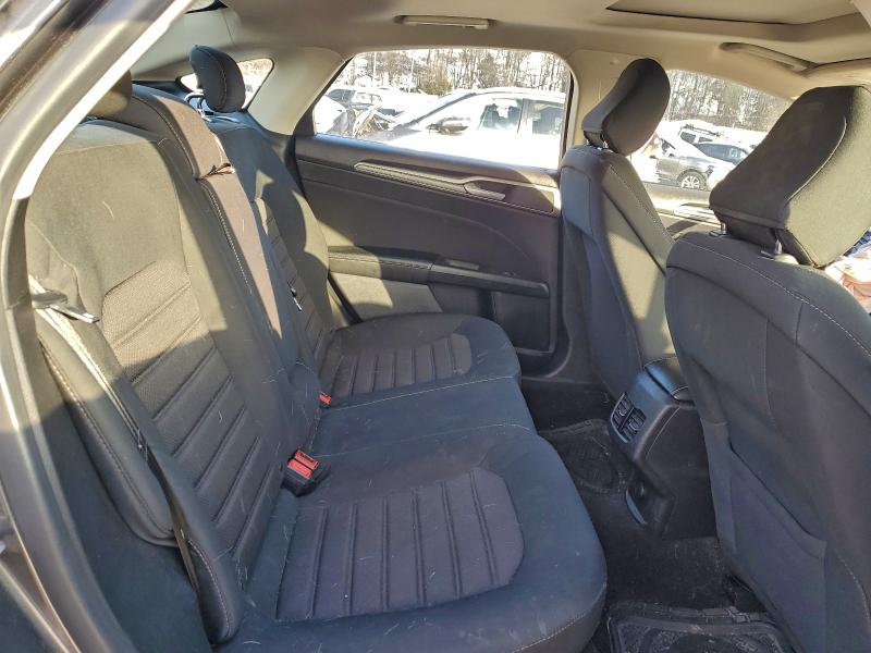 Photo 10 from auction – 2020 FORD FUSION SE with VIN 3FA6P0HD3LR165712