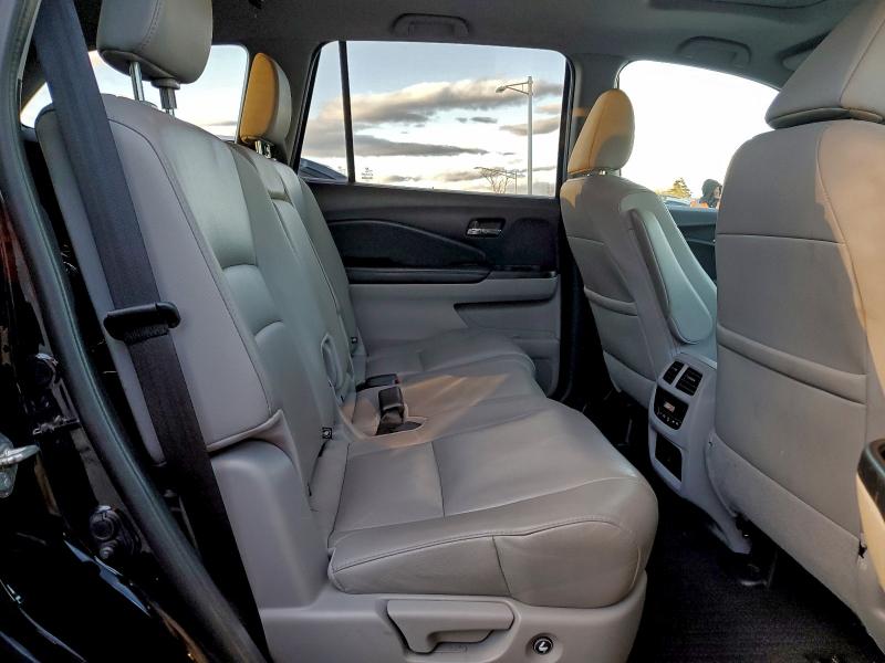 Photo 11 from auction – 2018 HONDA PILOT EXL with VIN 5FNYF6H53JB007550