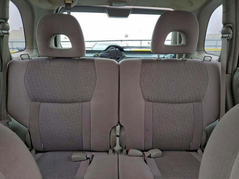 Photo 10 from auction – 2004 TOYOTA RAV4 with VIN JTEGD20V140011004