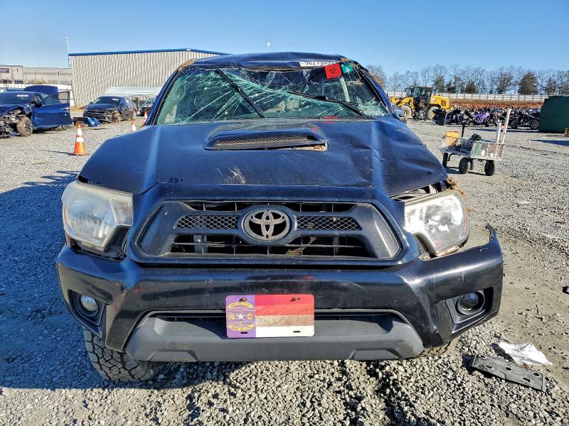 Photo 5 from auction – 2013 TOYOTA TACOMA DOU with VIN 5TFLU4EN6DX071973