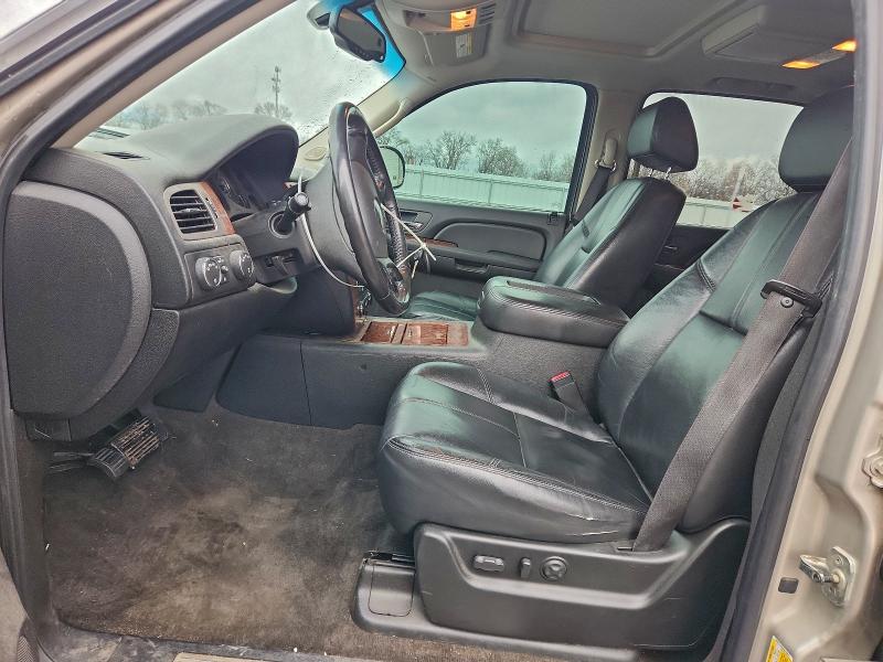 Photo 7 from auction – 2008 CHEVROLET SUBURBAN K with VIN 3GNFK16398G215631