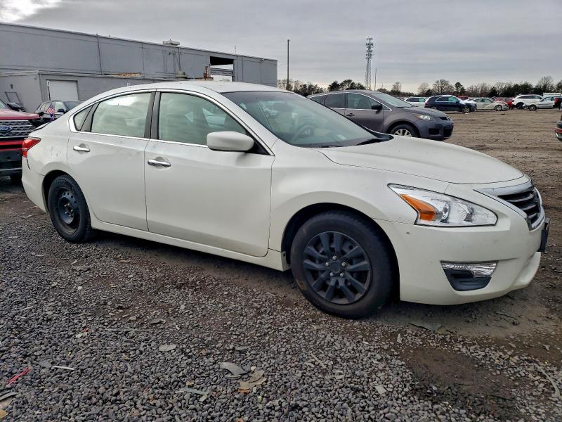 Photo 4 from auction – 2013 NISSAN ALTIMA 2.5 with VIN 1N4AL3AP7DC294242