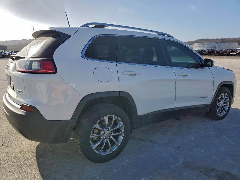 Photo 3 from auction – 2019 JEEP CHEROKEE L with VIN 1C4PJLLB5KD204069