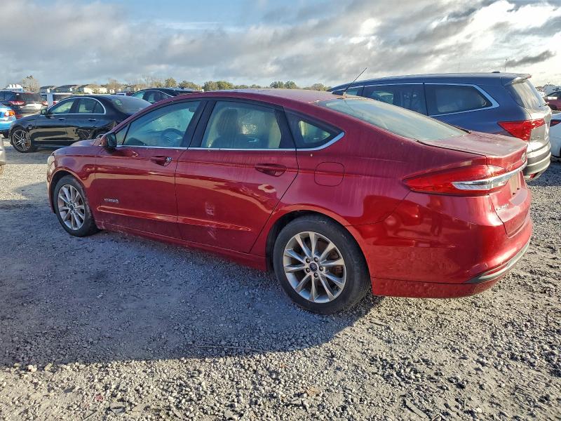 Photo 2 from auction – 2017 FORD FUSION SE with VIN 3FA6P0LU2HR385194