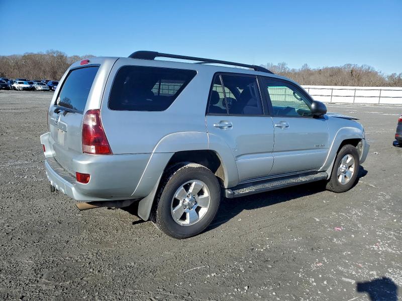 Photo 3 from auction – 2003 TOYOTA 4RUNNER SR with VIN JTEBU14R530020563