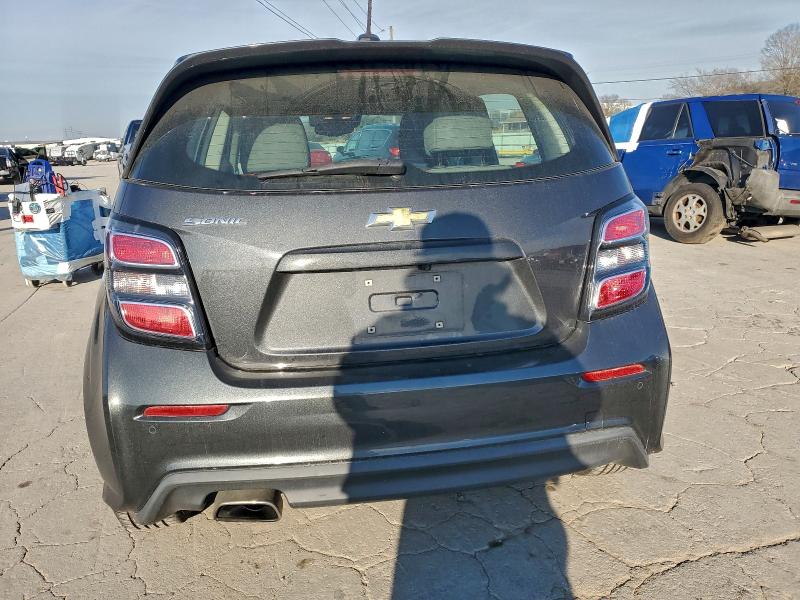 Photo 6 from auction – 2020 CHEVROLET SONIC with VIN 1G1JG6SB3L4130149