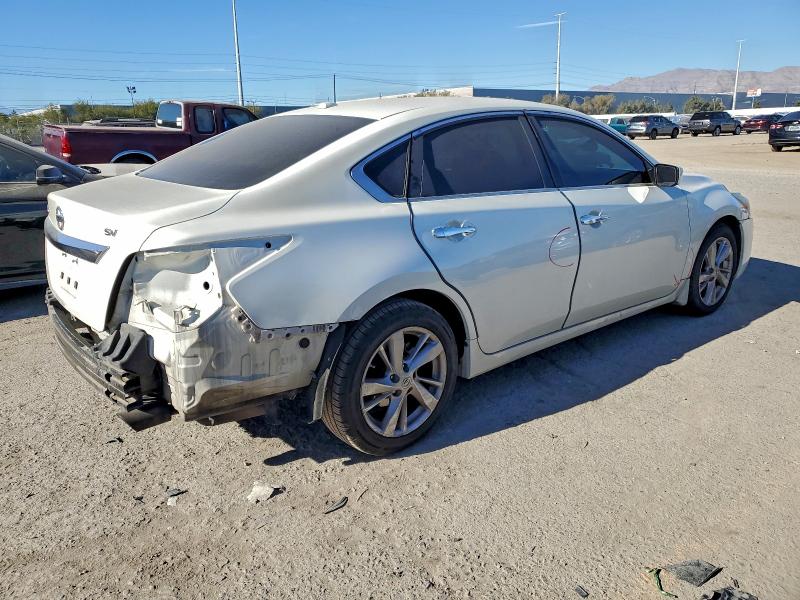 Photo 3 from auction – 2015 NISSAN ALTIMA with VIN 1N4AL3AP4FC435254