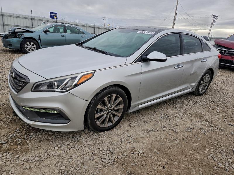 HYUNDAI SONATA SPO 2016 with VIN 5NPE34AFXGH325937 - Photo from auction