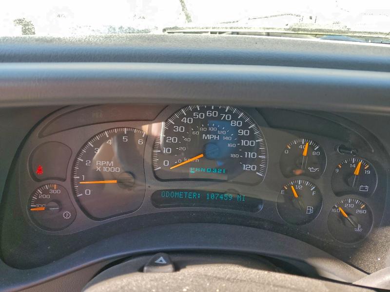 Photo 9 from auction – 2005 CHEVROLET SILVERADO with VIN 1GCGK13U95F873716