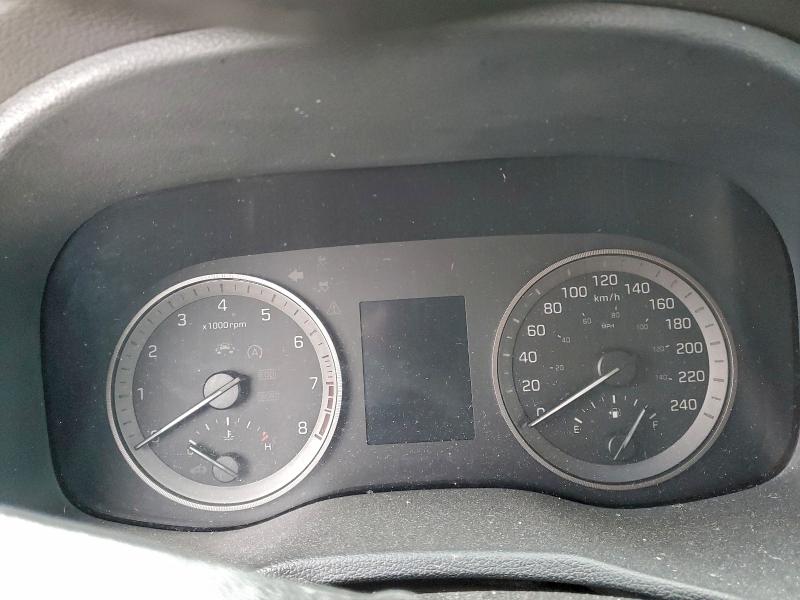 Photo 9 from auction – 2018 HYUNDAI TUCSON SE with VIN KM8J2CA47JU722735