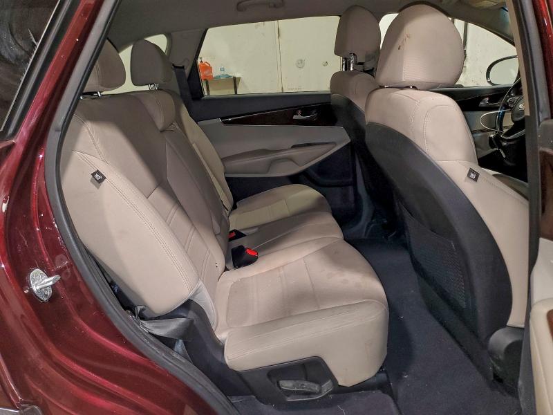 Photo 11 from auction – 2018 KIA SORENTO LX with VIN 5XYPG4A35JG416633