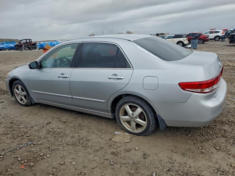 Photo 2 from auction – 2004 HONDA ACCORD EX with VIN JHMCM56604C008824