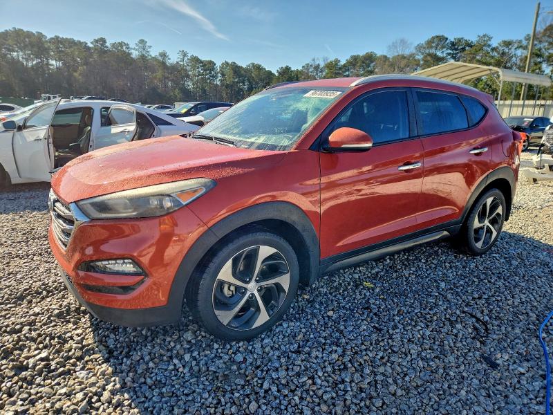 HYUNDAI TUCSON LIM 2016 with VIN KM8J33A29GU137112 - Photo from auction